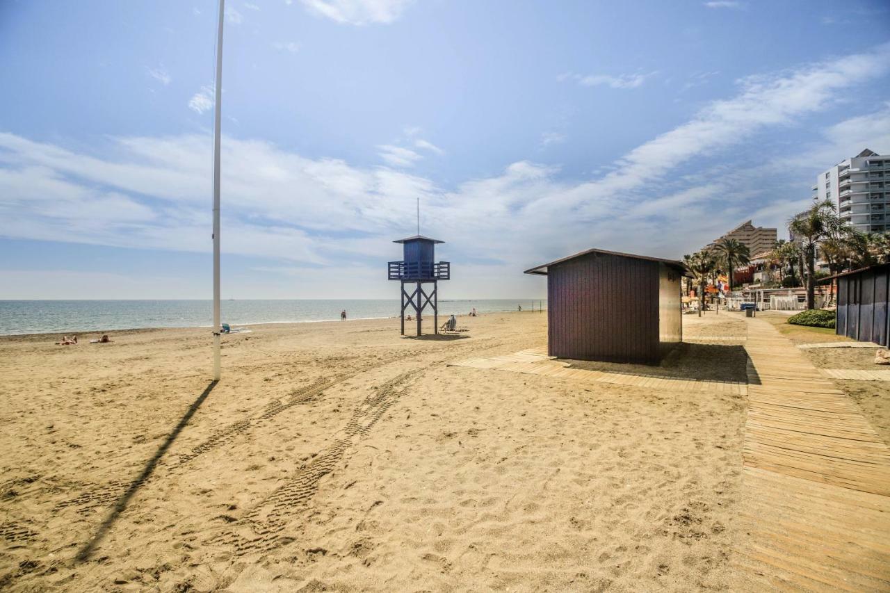 Fantanstico Apartamento Sobre El Mar Бенальмадена Экстерьер фото